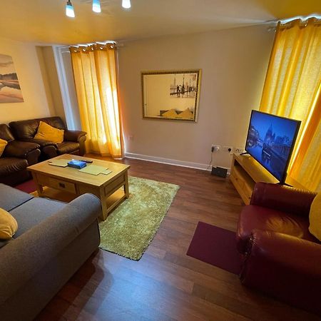 Holiday Home In Cardiff. Sleeps 6 외부 사진