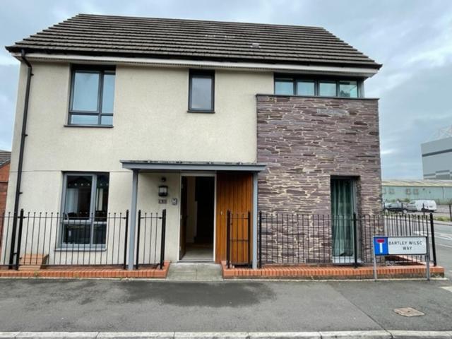 Holiday Home In Cardiff. Sleeps 6 외부 사진