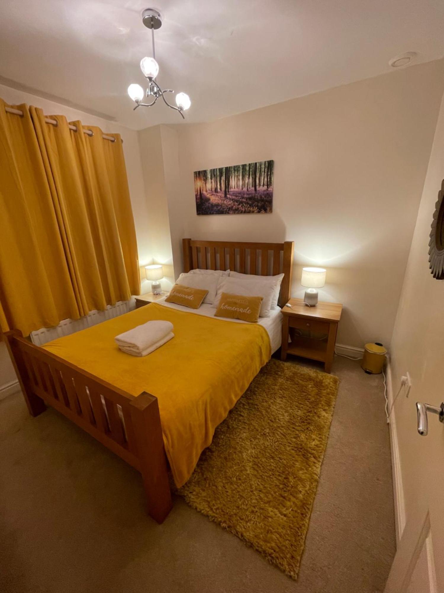 Holiday Home In Cardiff. Sleeps 6 외부 사진