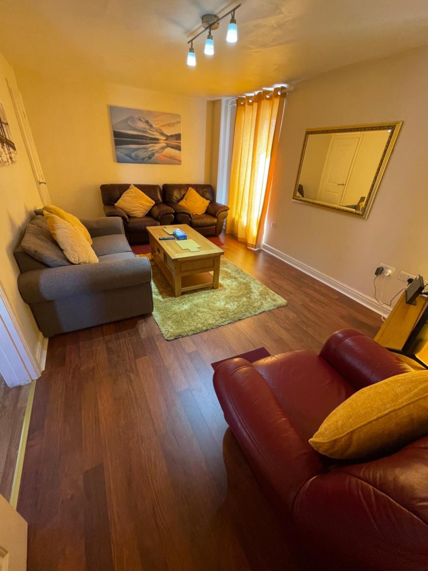 Holiday Home In Cardiff. Sleeps 6 외부 사진