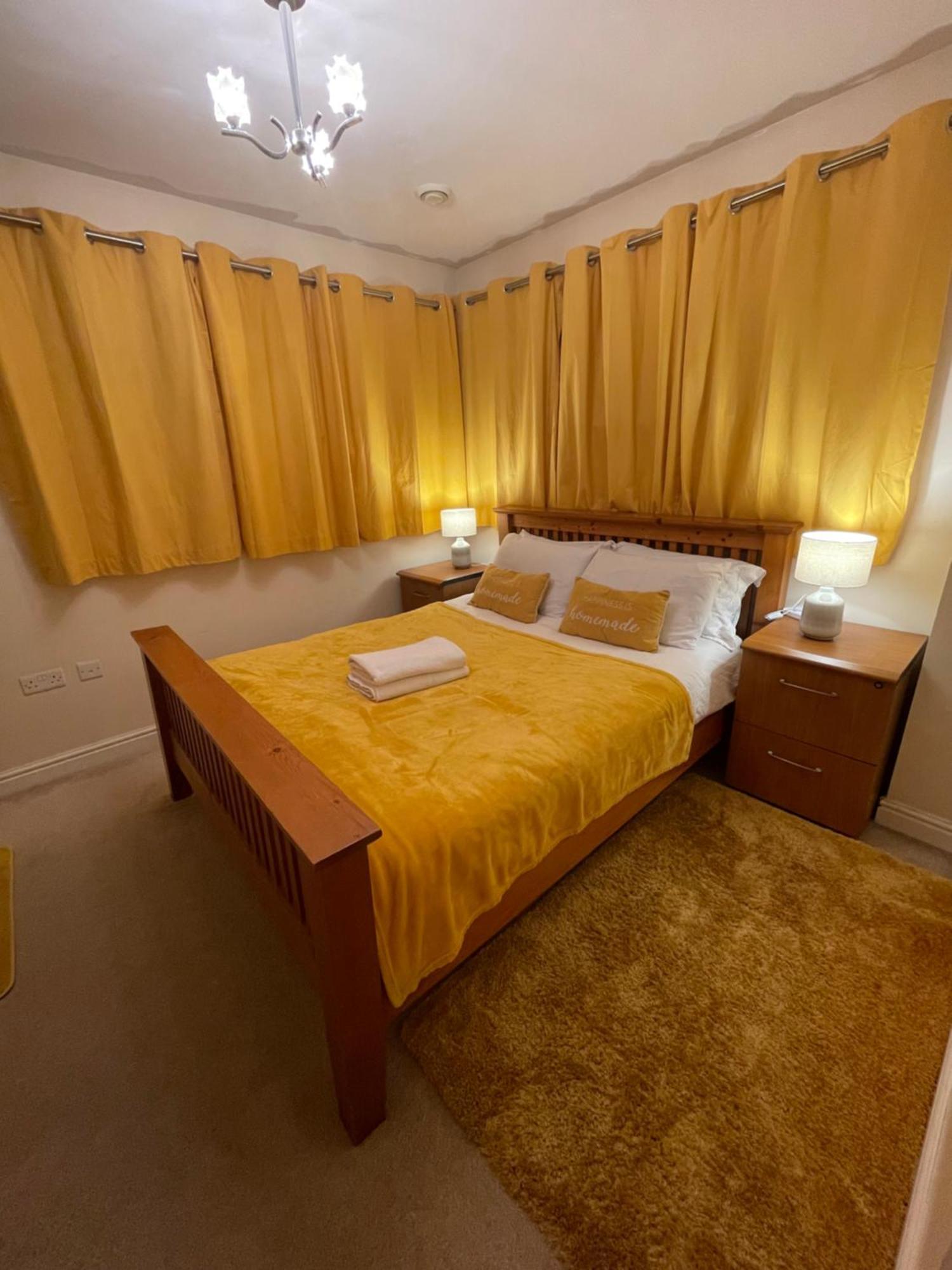 Holiday Home In Cardiff. Sleeps 6 외부 사진