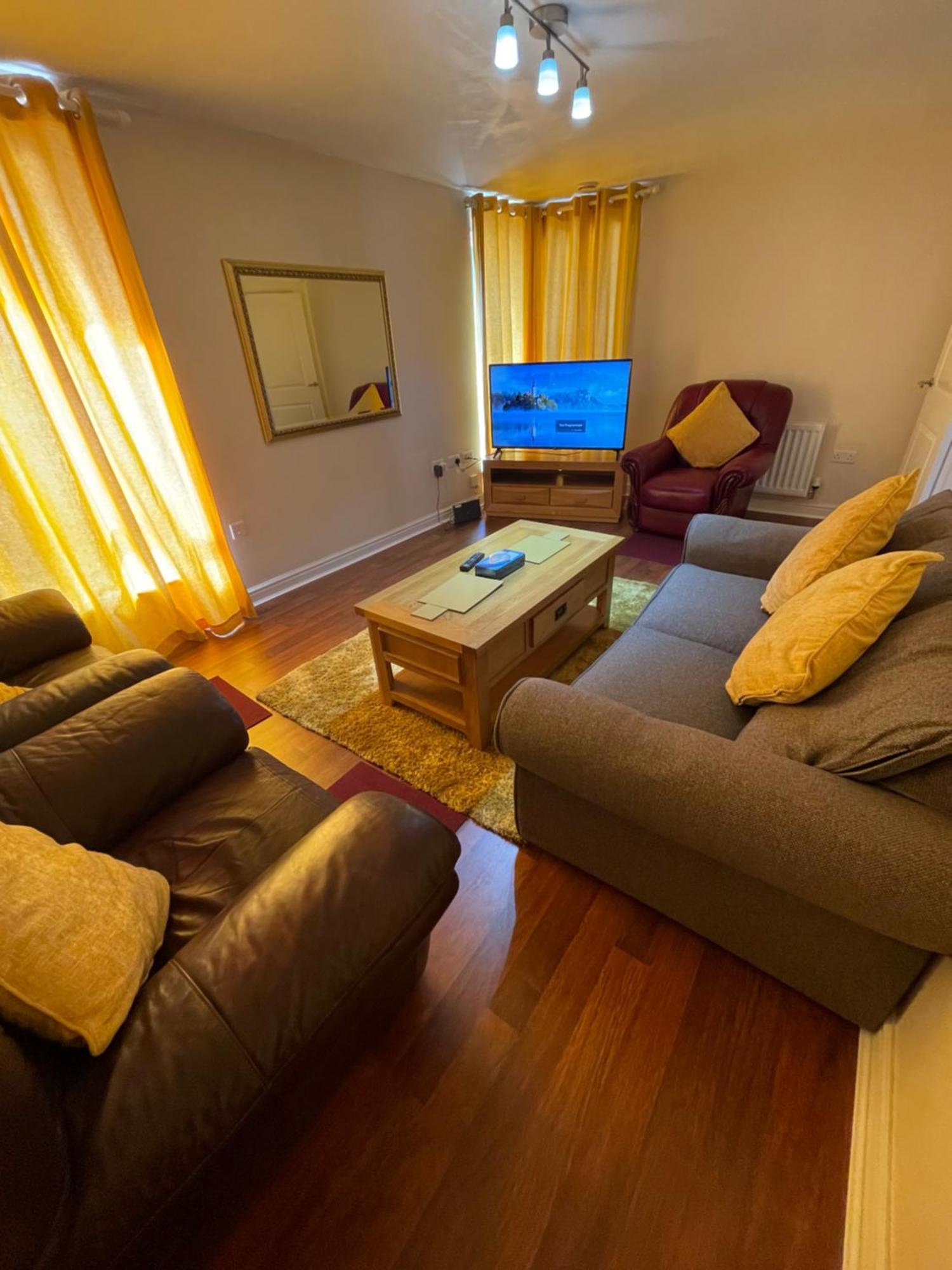 Holiday Home In Cardiff. Sleeps 6 외부 사진